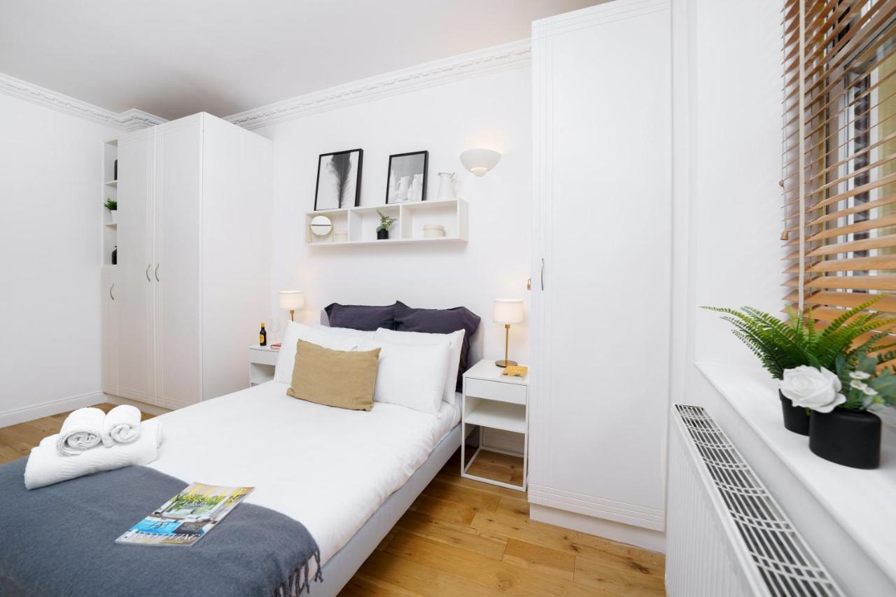 2 Bedr, 3 Beds, 1 Bath Thames, Trafalgar Sq London Ngoại thất bức ảnh