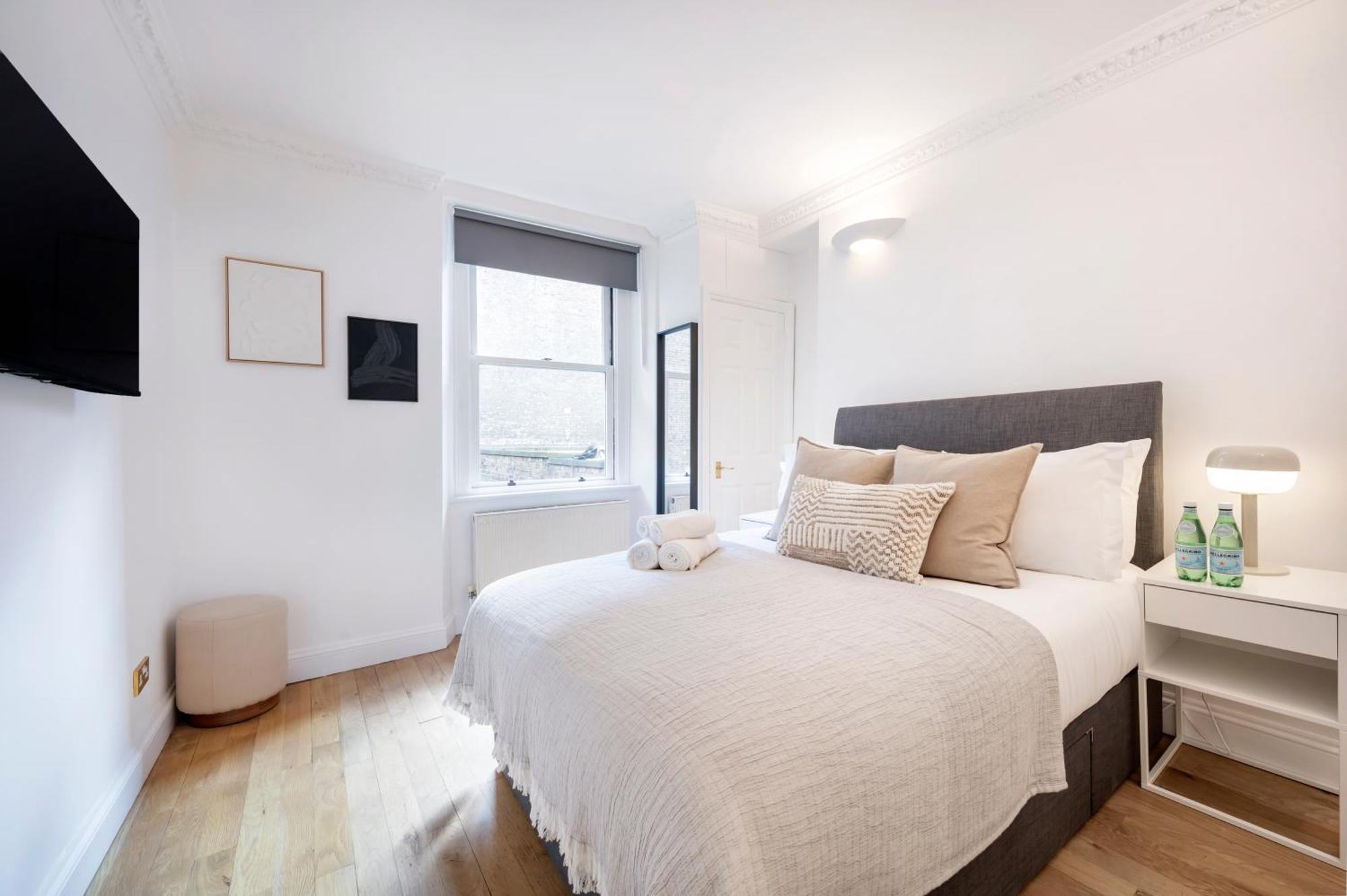 2 Bedr, 3 Beds, 1 Bath Thames, Trafalgar Sq London Ngoại thất bức ảnh